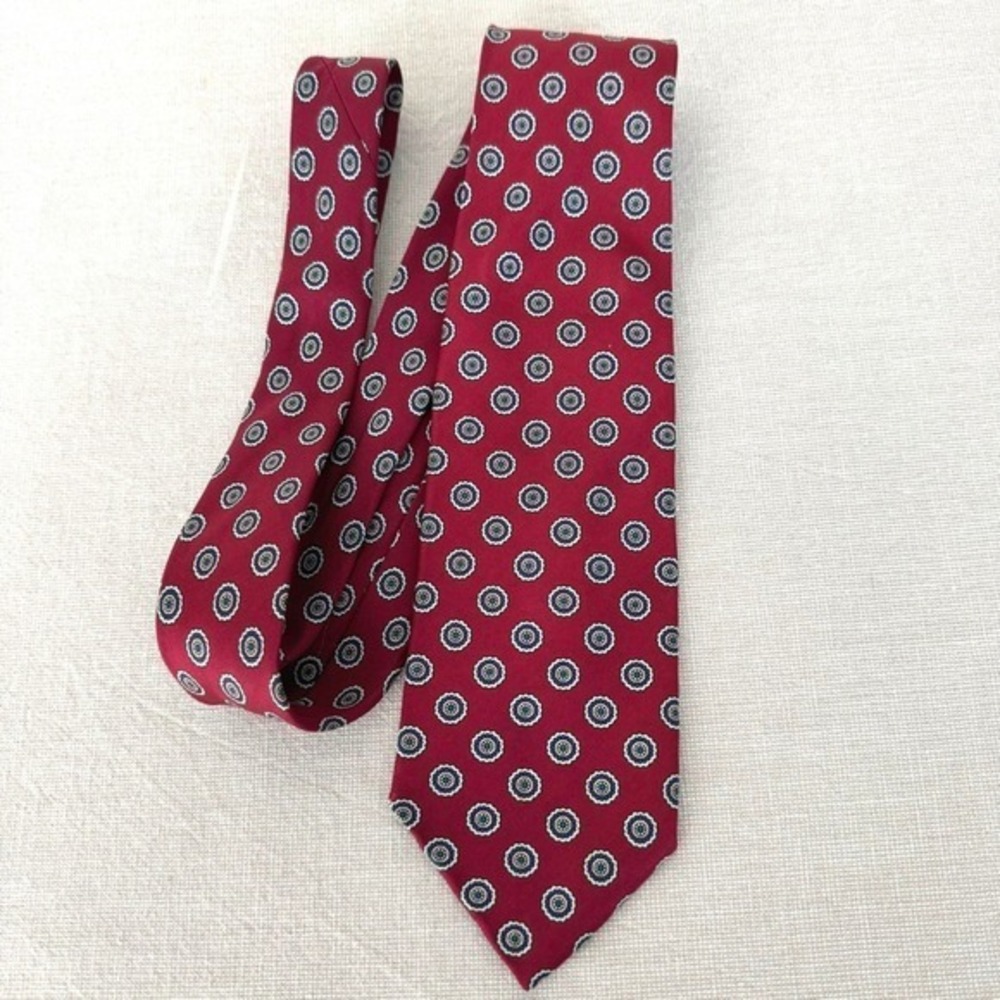 Balmoral Silk Tie Red Blue/Gray Circles Made in Scotland‎